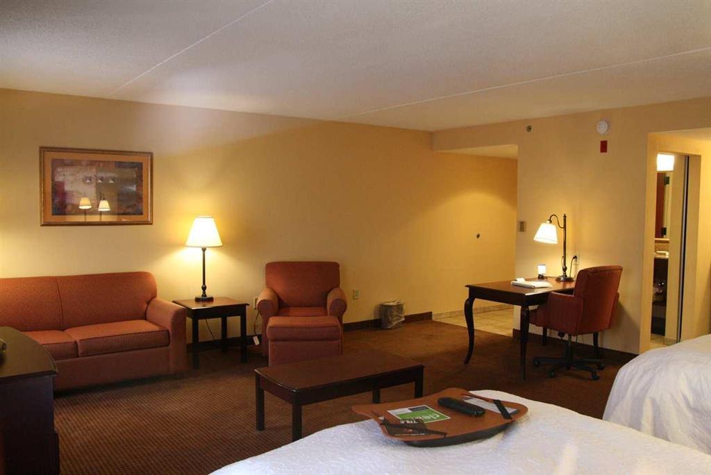 Hampton Inn Олив Бранч Стая снимка
