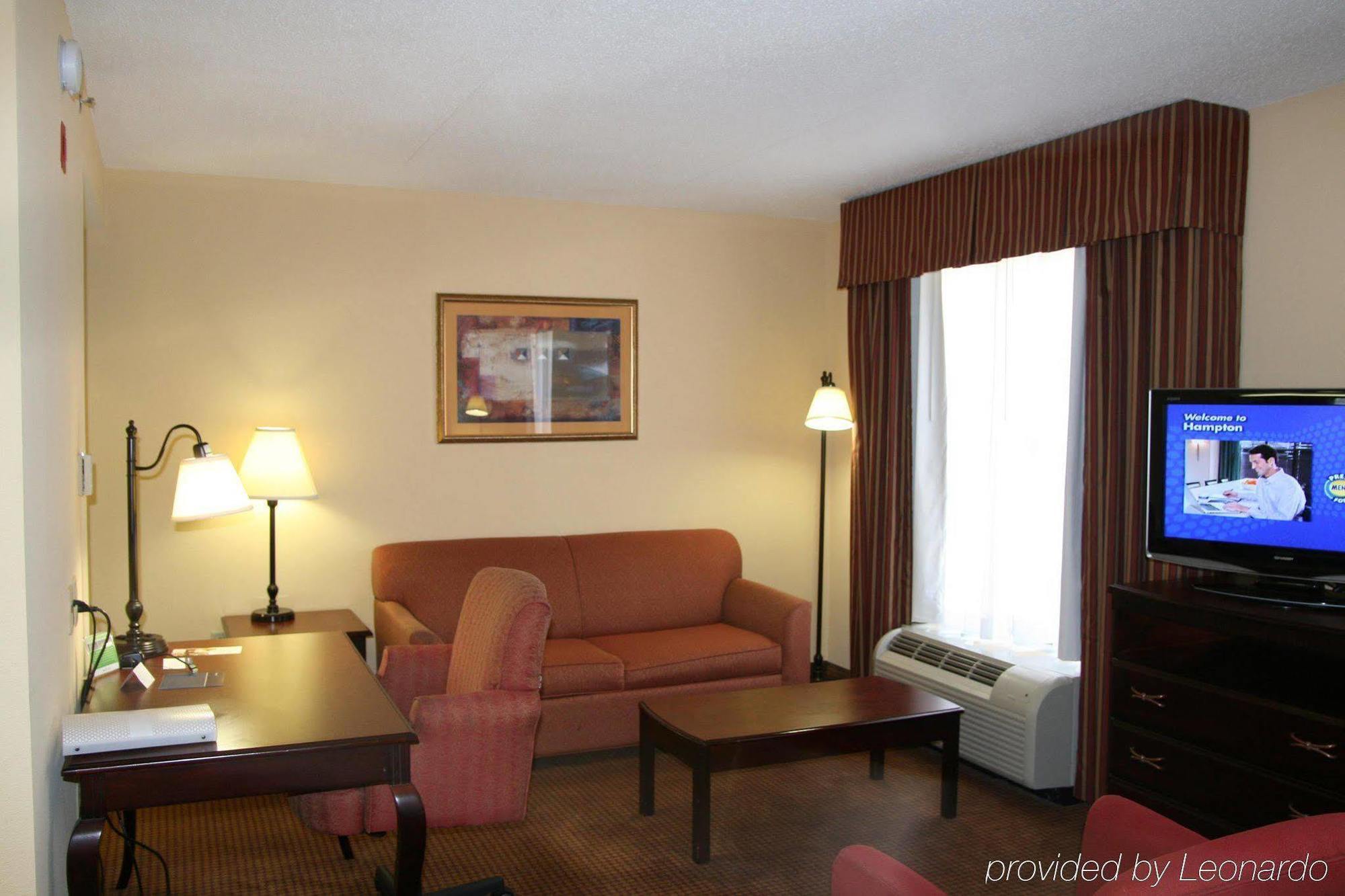 Hampton Inn Олив Бранч Стая снимка